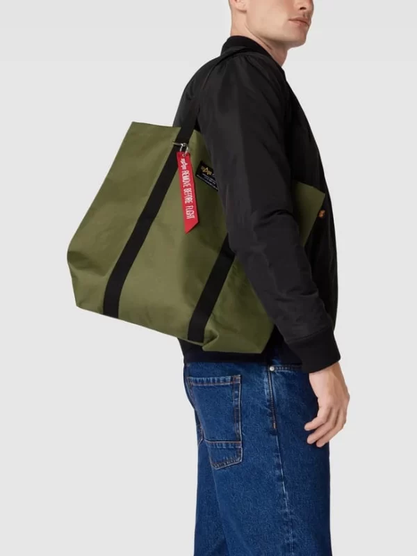Alpha Industries Tote Bag Mit Label-Patch Modell ‘LABEL SHOPPING BAG’ – Olivgrün 1