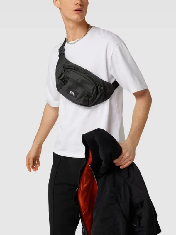 Quiksilver Bauchtasche Mit Steckschnalle Modell ‘LONE WALKER’ – Schwarz 1