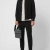 Guess Umhängetasche Mit Logo-Muster – Graphit 19
