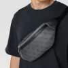 Guess Bauchtasche Mit Allover-Logo-Muster – Schwarz 17